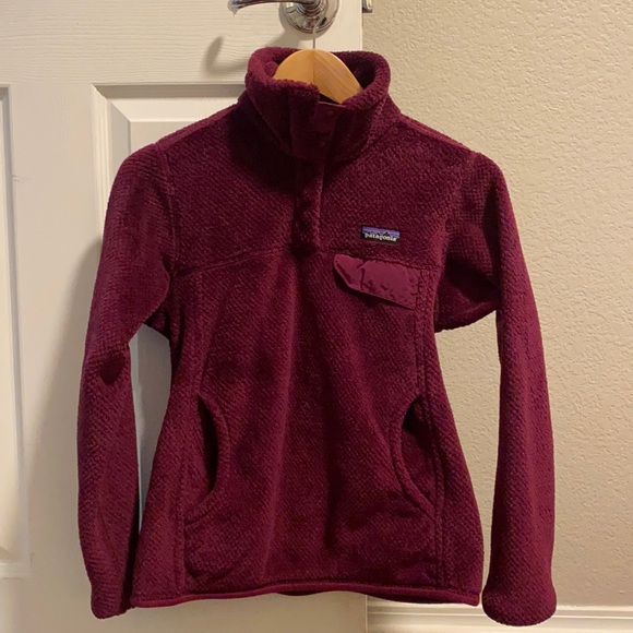 Patagonia pullover. 1/4 button. Size small - Picture 2 of 3
